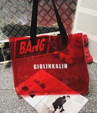 Custom made large volume PVC waterproof women Renaissance single shoulder stapling Yoga Fitness Tote clear wrap set her most beautiful gift