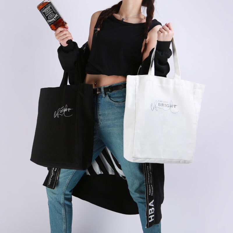 Eco-friendly canvas bag Customized Simple Large Capacity Handbag Eco-friendly shopping bag Large Capacity Canvas bag Single shoulder bag