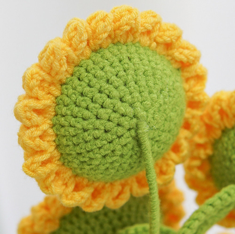 Crochet Sunflower, Smile Face Sunflower Ornaments,Sunflower Gift, Flower Home Decor, Sunflower potted, housewarming decor