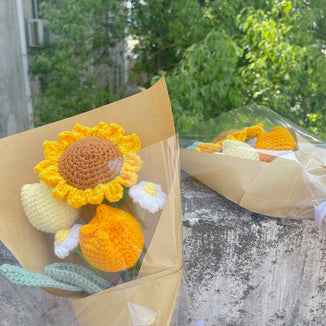 Crochet Sunflower Bouquet - Handmade Knitted Sunflowers