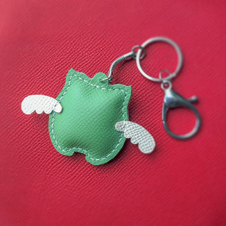 2021 New Cute Fly Pig Pendant Cutting Die Wood Mold Decoration Non-woven Cutting Laser Mold Suitable For Die Cutting Machine