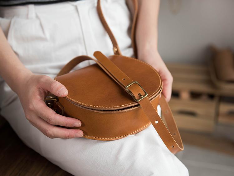 DIY material bag retro shoulder bag Italian vegetable tanned natural cowhide